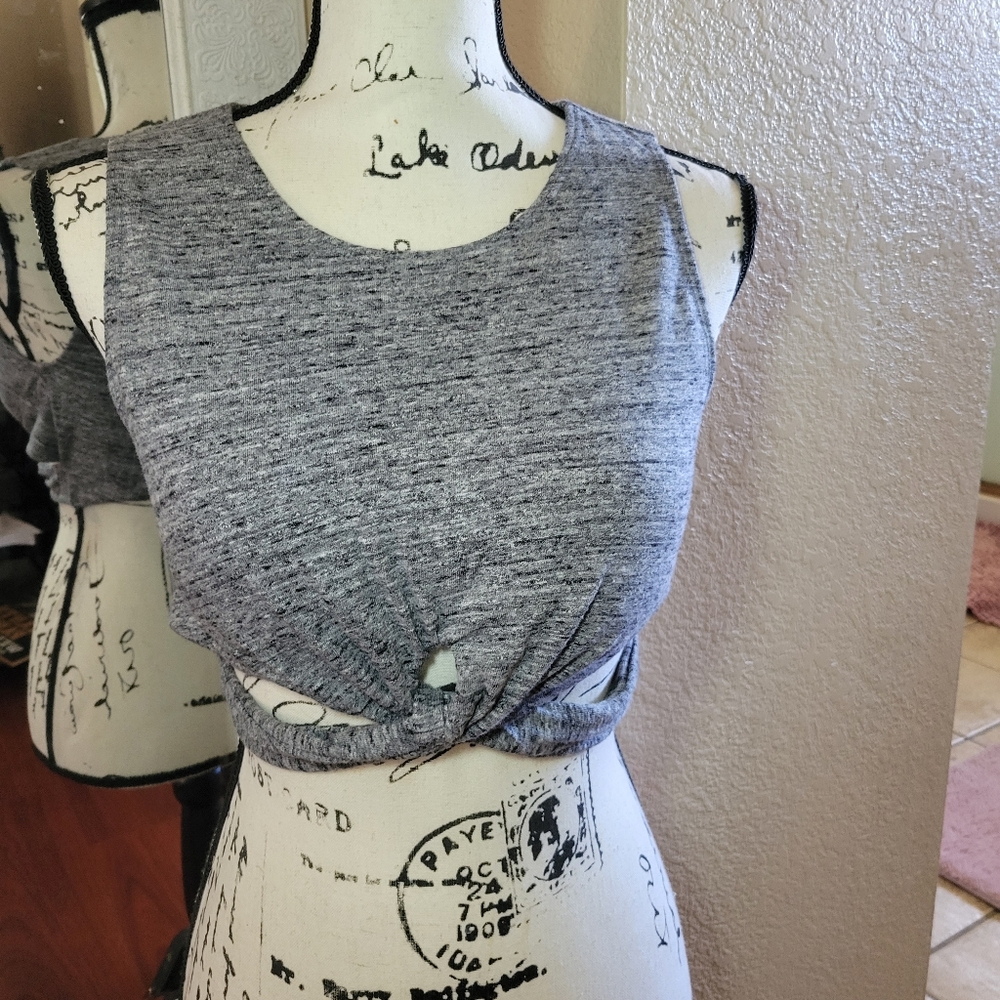 Forever 21  Heather Grey Sports Bra Size L.